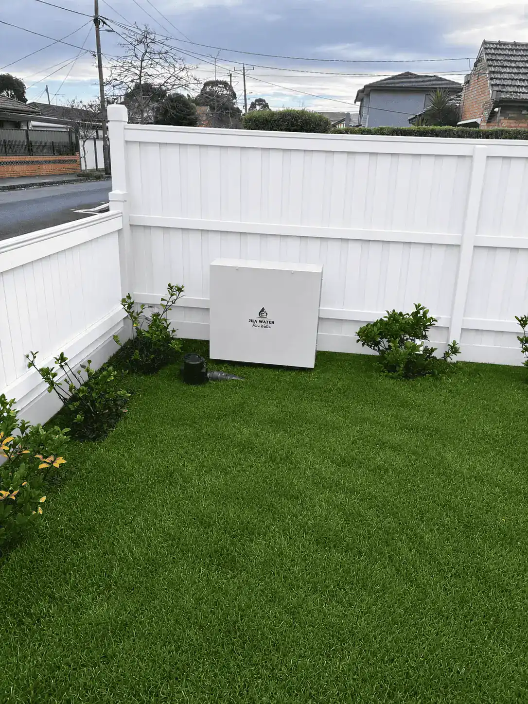 Jila Residence 10 inch and Jila Estate 20 inch whole home water filtration system sizing for Melbourne homes